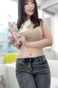 Hinata Kimitsuka ดาราเอวีสายสดใส ที่ใครเห็นก็ต้องหลง